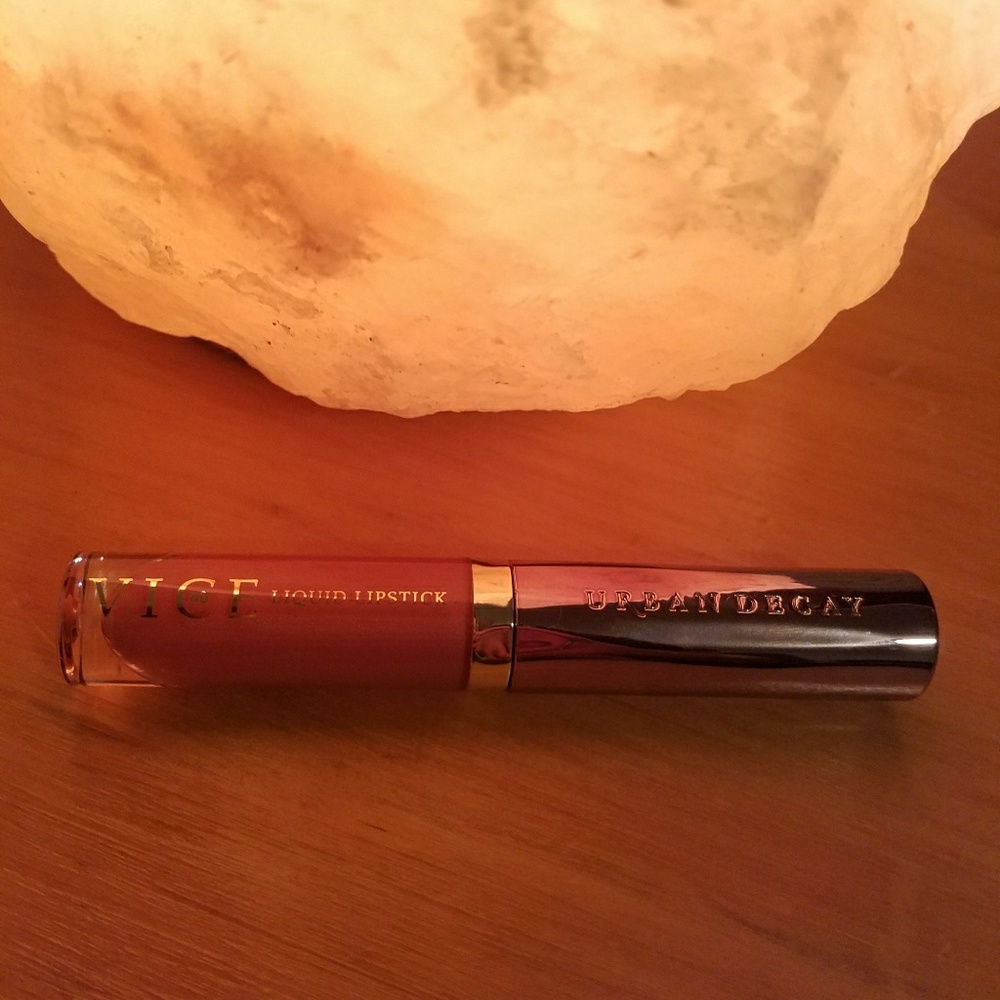 Vice Liquid Lipstick - Picture 3 of 8